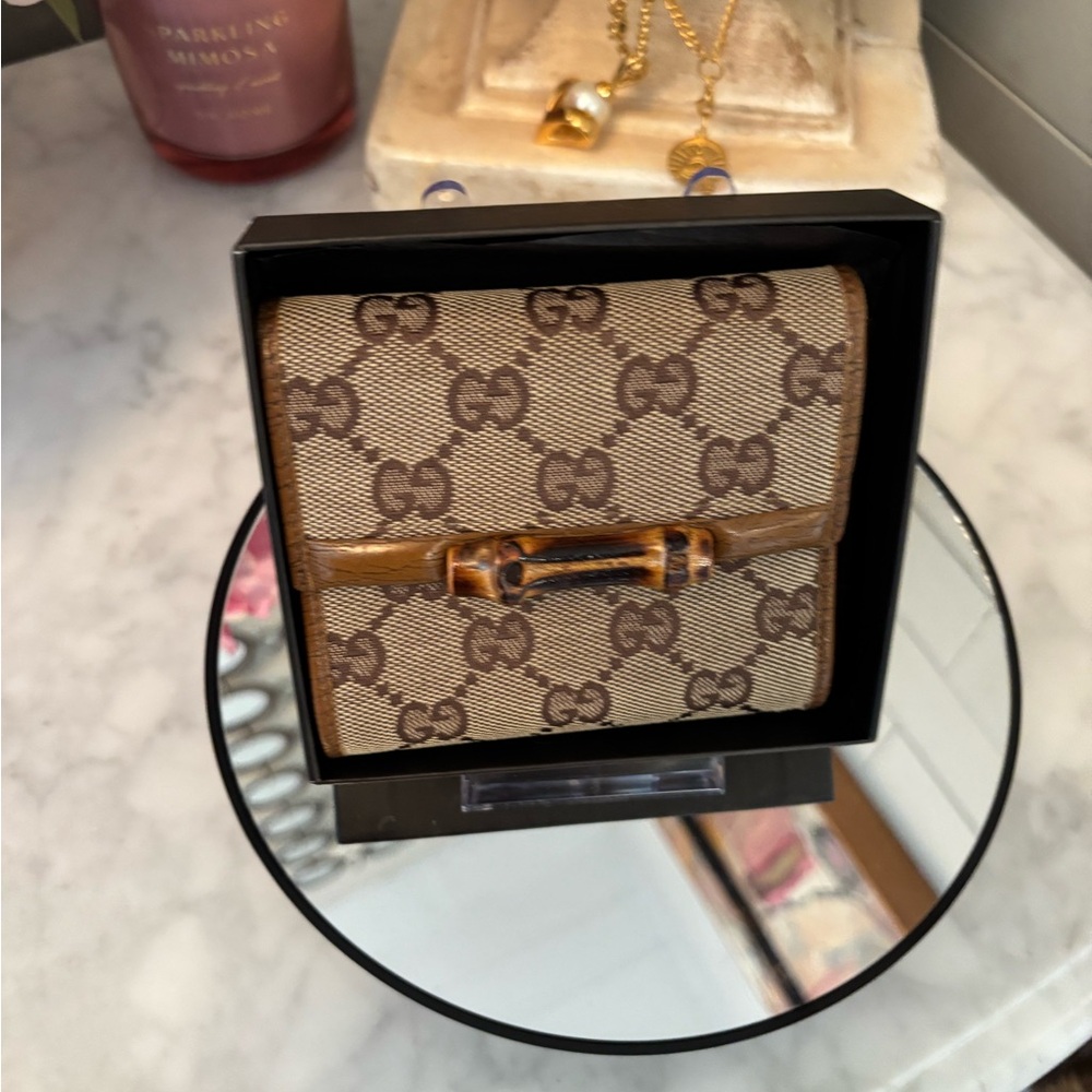 Gucci Bamboo Canvas Compact Wallet - Brown Monogram - Picture 3 of 16
